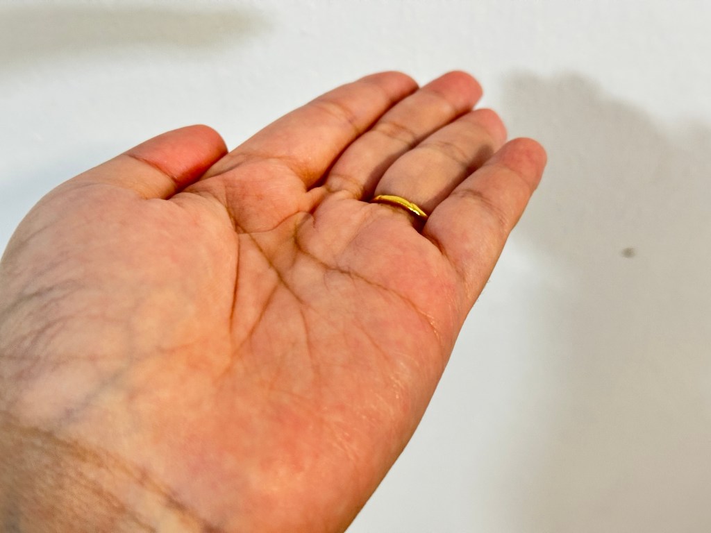 Gentle Exfoliating SA Cleanser has a clear, gel texture